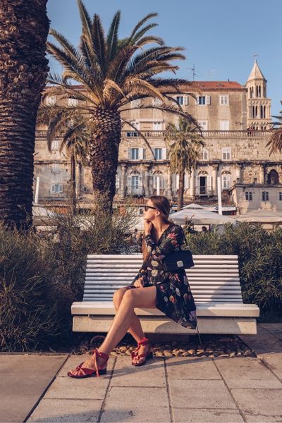 Old Money Summer Dresses: Floral Dress